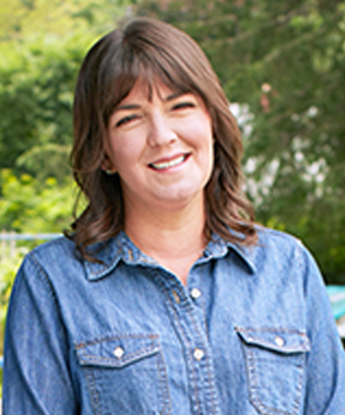 Image of Sue, a 49 year old woman and mother of 3.